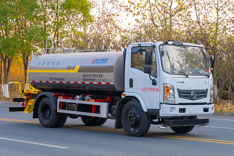 新款華神T1灑水車 9.3方