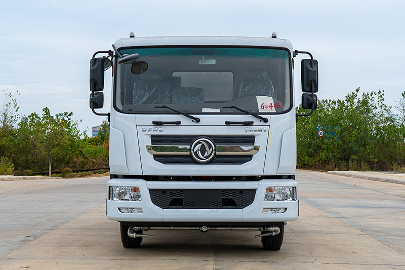 新款東風D9灑水車 12方