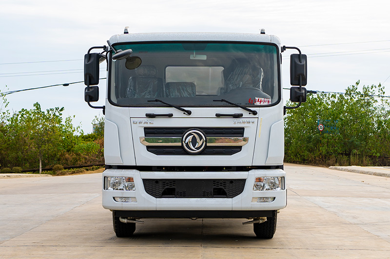 新款東風D9灑水車 13.8方