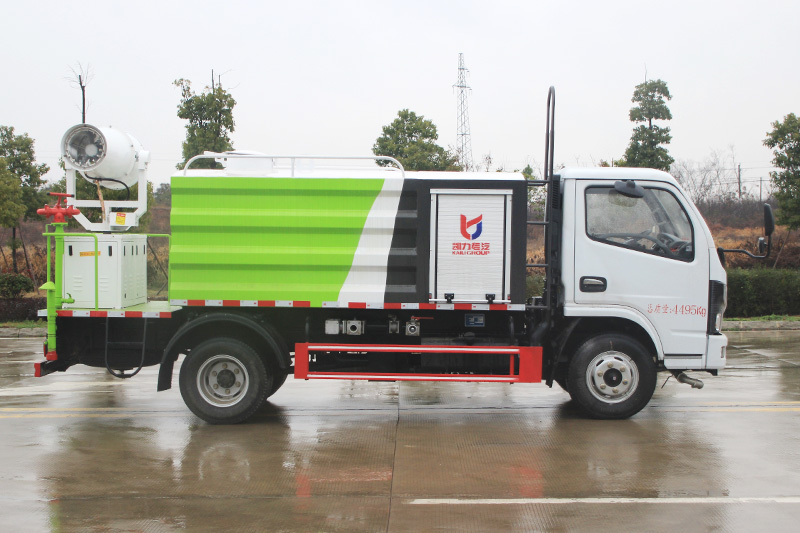 東風D6抑塵車（方罐） 4.5方（霧炮30~40米）