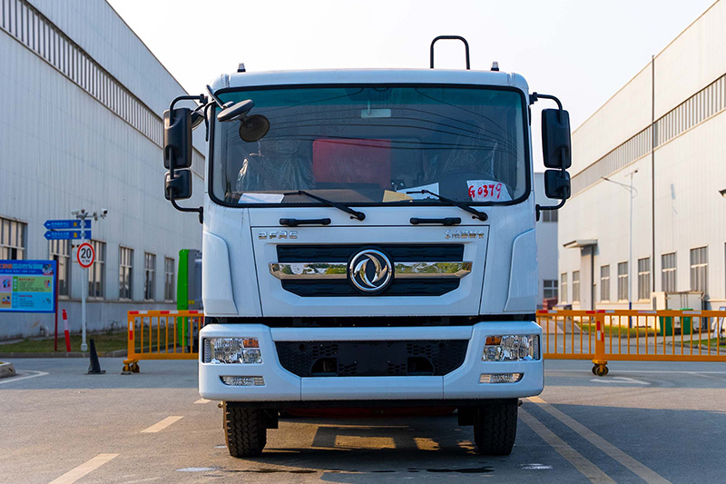 東風(fēng)D9 23款壓縮4500軸距 14方