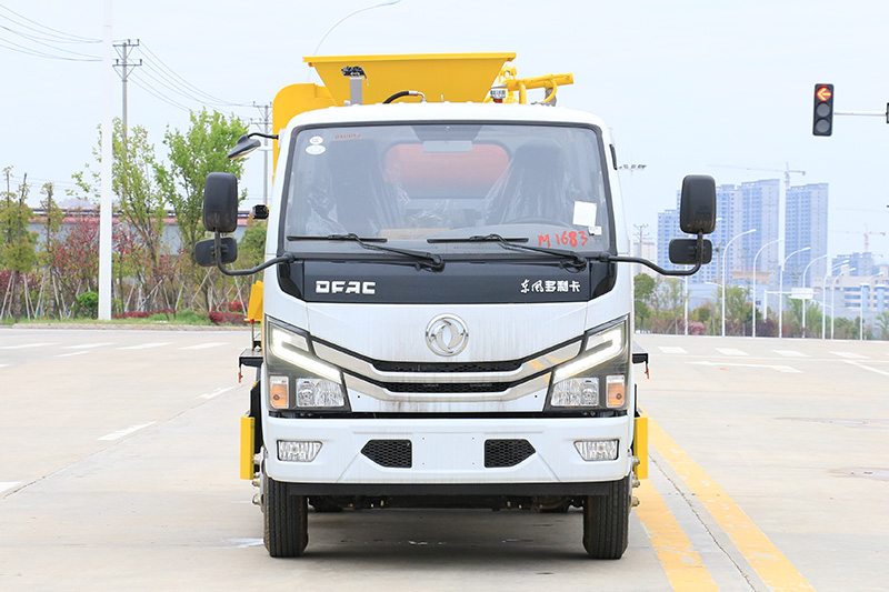 東風小多利卡餐廚垃圾車 6方-方罐