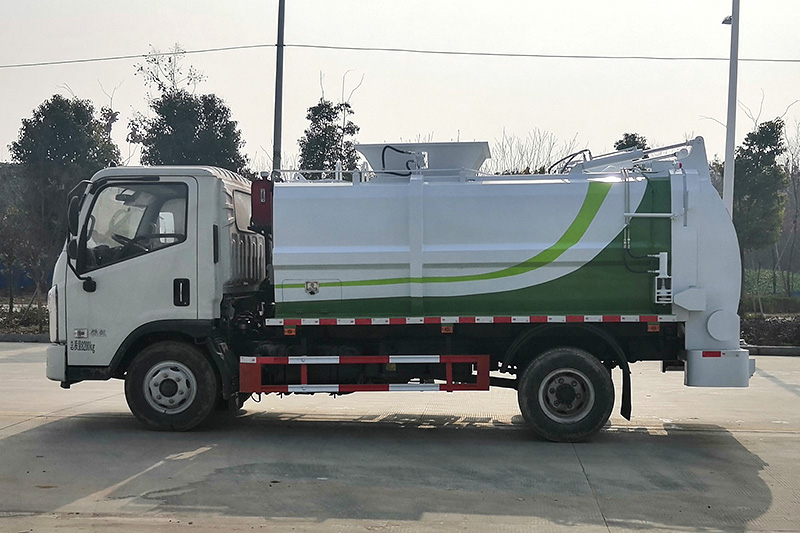 福田領航餐廚垃圾車 6方 8方-方罐