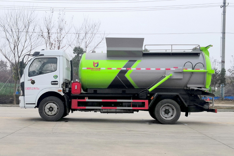 東風(fēng)大福瑞卡餐廚垃圾車(chē) 8方-圓罐