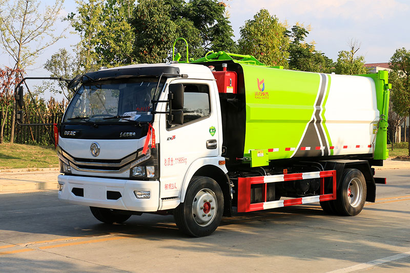 東風(fēng)D7側(cè)裝壓縮垃圾車 10.5方