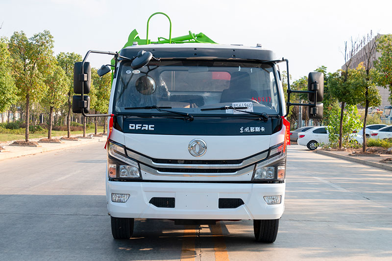 東風(fēng)D7側(cè)裝壓縮垃圾車 10.5方