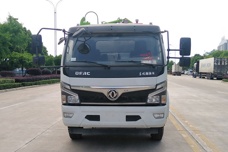 東風T3側(cè)裝壓縮垃圾車 10.5方