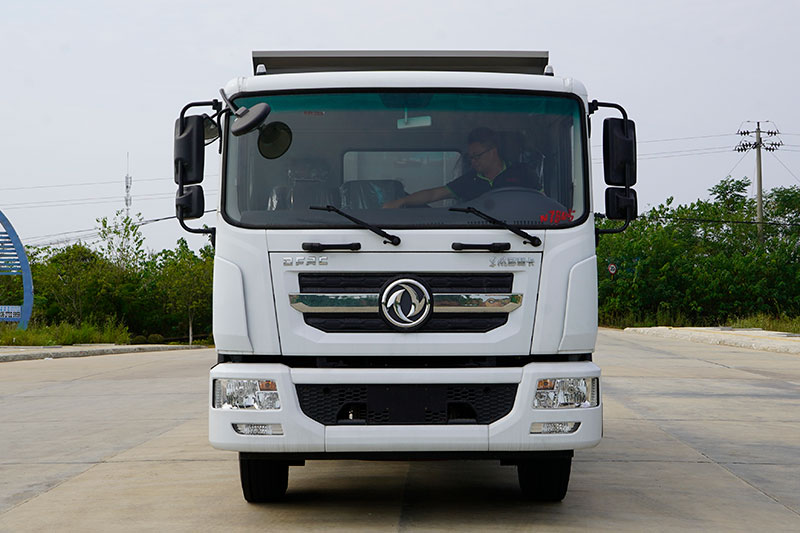 東風D9對接垃圾車（3950軸距）10方