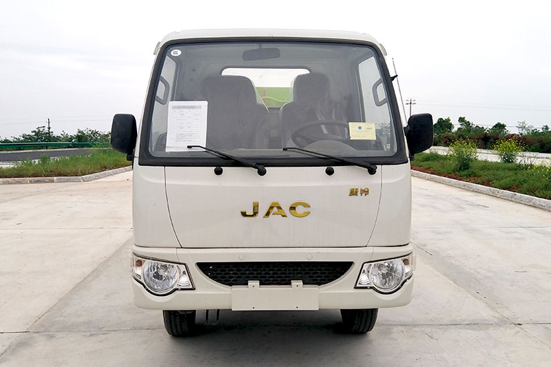 江淮康鈴勾臂垃圾車（汽油） 3方生活垃圾箱