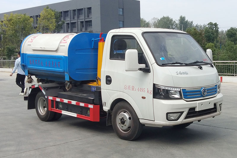東風電動勾臂垃圾車 3方生活垃圾箱