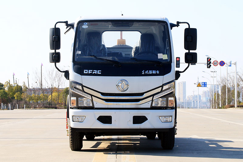 東風小多利卡3308軸距（黃牌）勾臂垃圾車 5方