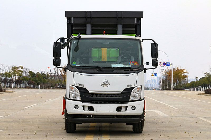 柳汽4500軸距套臂垃圾車 12方