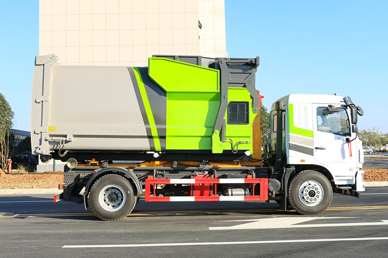 東風華神KL5套臂垃圾車 13方