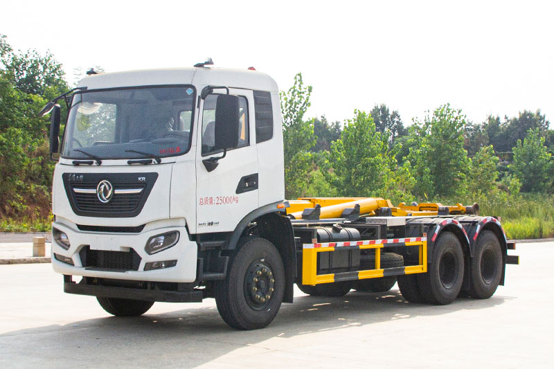 東風(fēng)天錦后雙橋套臂垃圾車 20方