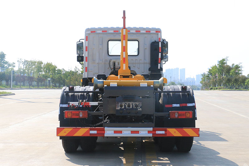東風華神T5后雙橋套臂垃圾車 20方