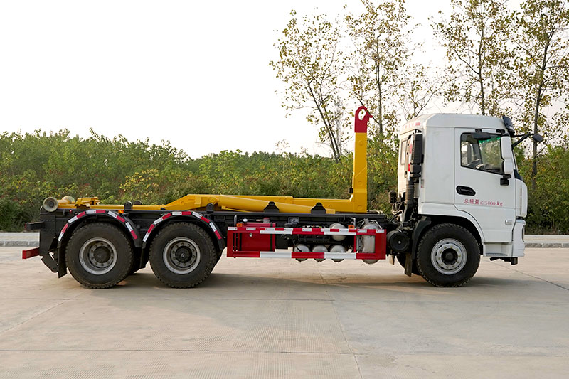 陜汽后雙橋套臂垃圾車 20方