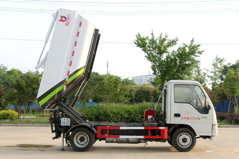 江淮康玲無泄漏垃圾車 3.5方