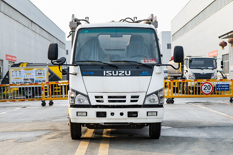 五十鈴無泄漏垃圾車 6.5方