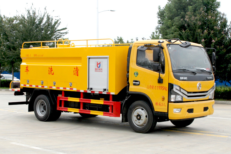 東風(fēng)D7高壓清洗車 6方