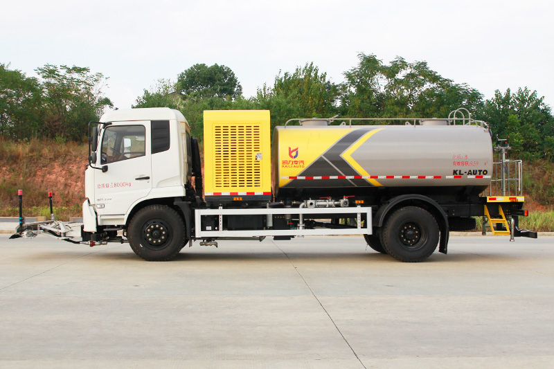 東風天錦新款路面清洗車（帶副發(fā)） 10.06方