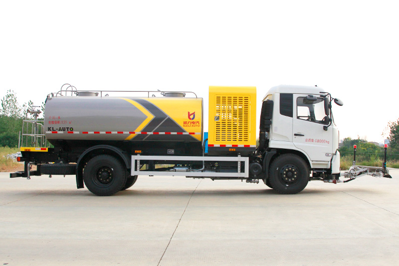 東風天錦新款路面清洗車（帶副發(fā)） 10.06方