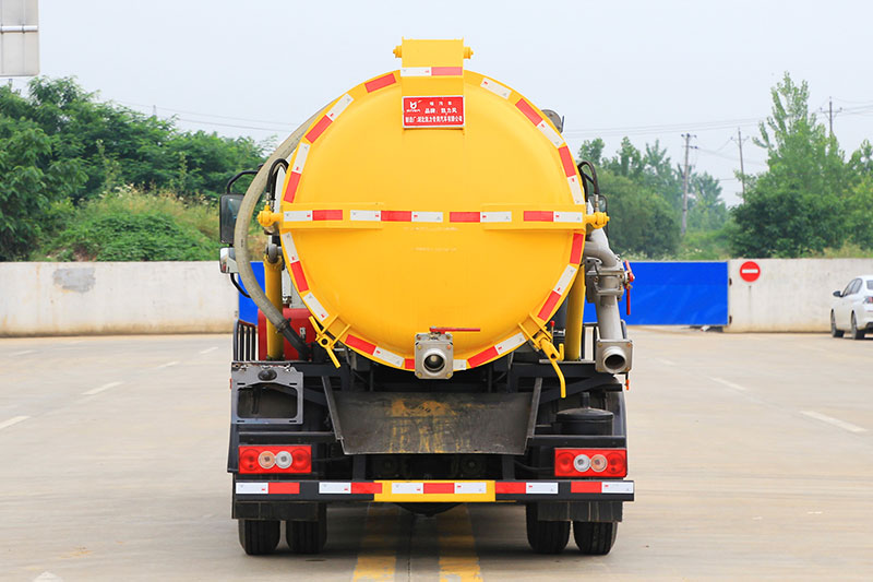 福田時代領航H2吸污車 5方