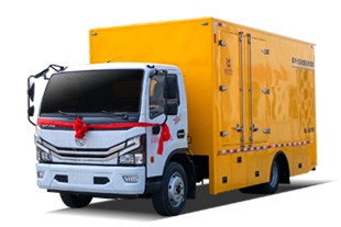 紫外光固化管道修復車