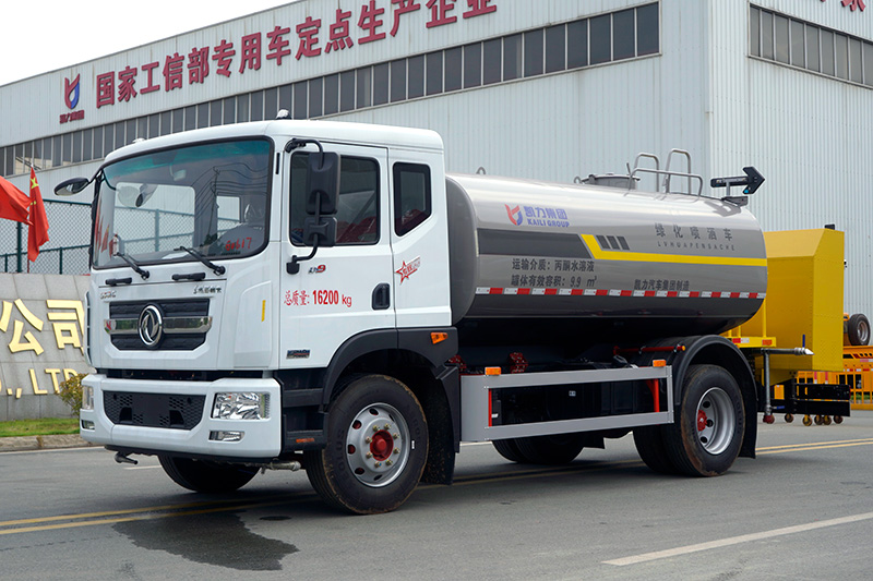 東風D9多功能防撞緩沖車