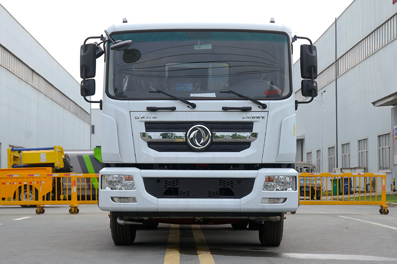 東風D9多功能防撞緩沖車
