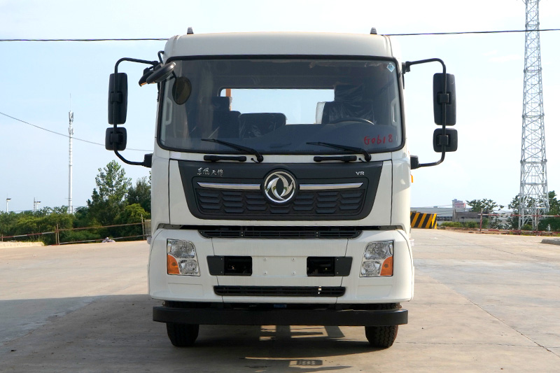 東風天錦防撞緩沖車