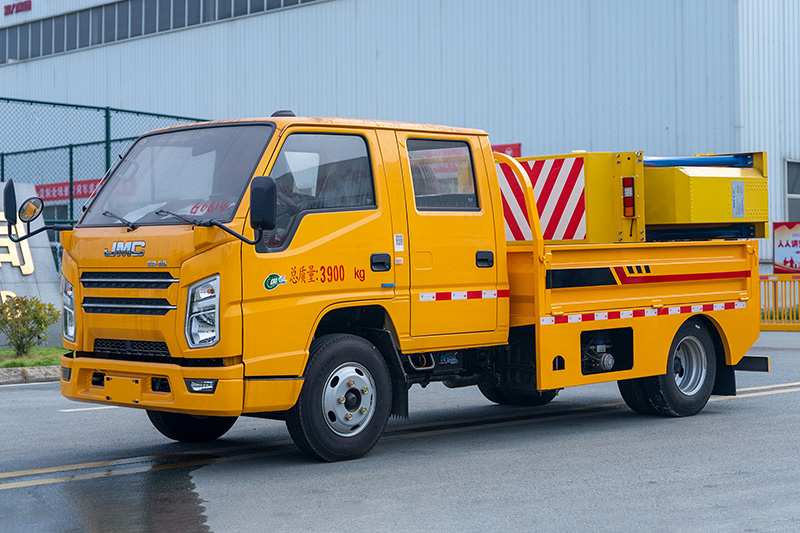 江鈴防撞緩沖車
