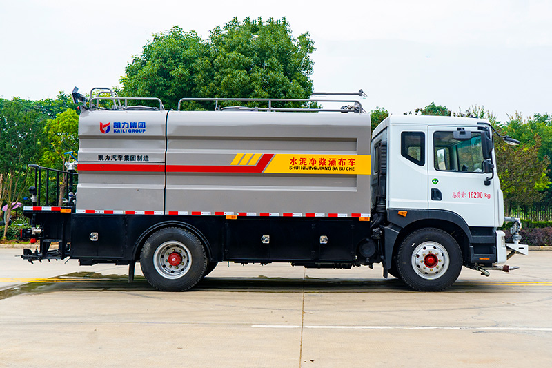 東風D9水泥凈漿灑水車